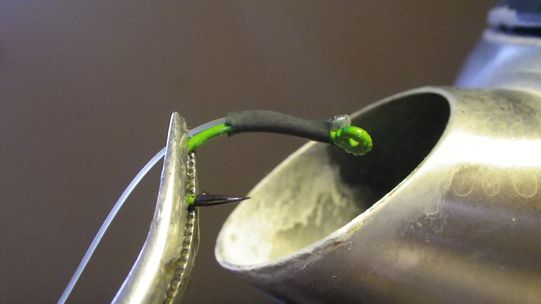 Háček a smršťovací hadička