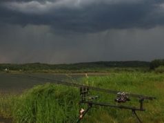 Maďarská svazovka aneb když jsou kapři ve tření Maďarská svazovka aneb když jsou kapři ve tření