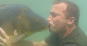 Video: Upoutávka na film Sniper Autentik