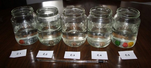 Boilies ve sklenicích