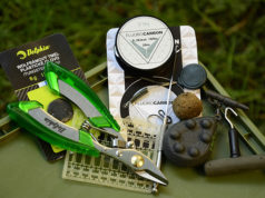 Tuhý návazec (Stiff rig)