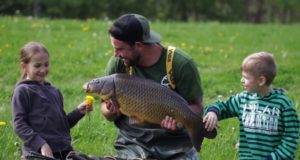 Video: Urban carp fishing