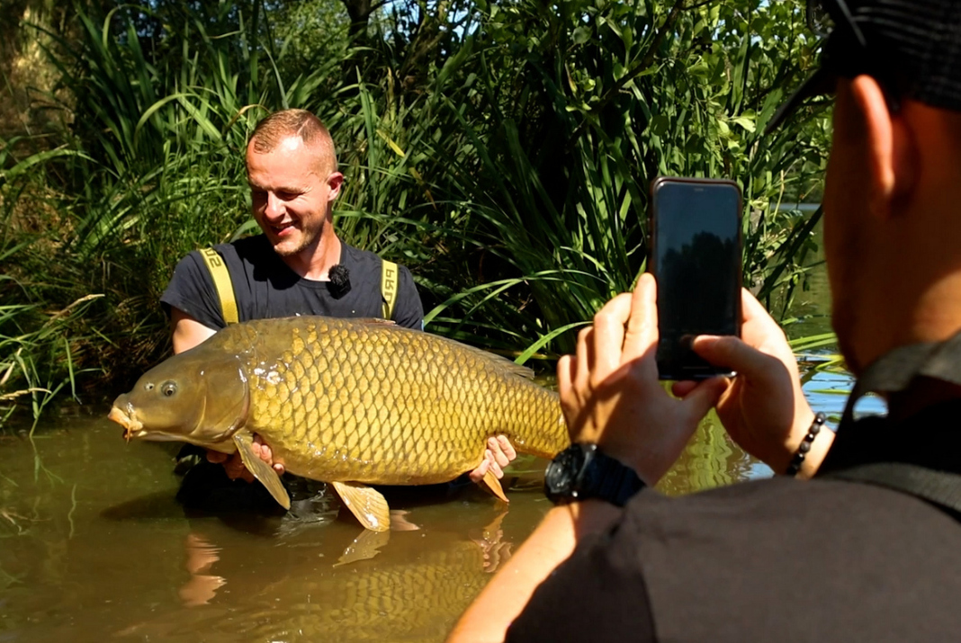 Kapři přes 20 kg z ČR, aneb na rybách s šéfredaktorem magazínu Lovkapra.com