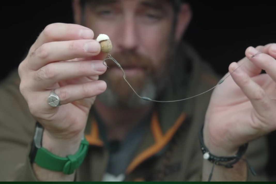 Video: Ronnie Rig překonán? Podívejte se nový návazec Simona Dewa