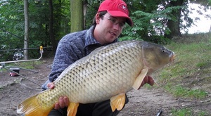 Štěstí si sedne i na...